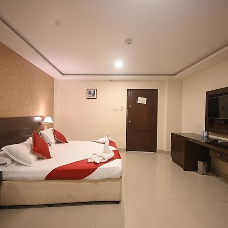 Hotel Bhagavath Gardens Chengannur Екстер'єр фото
