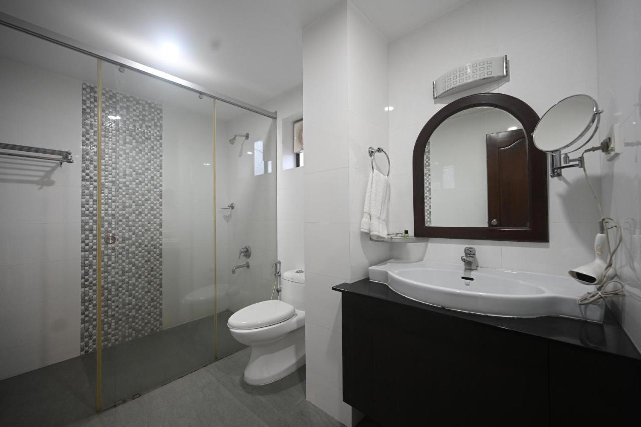 Hotel Bhagavath Gardens Chengannur Екстер'єр фото